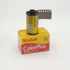Film: 1 Roll Of 35mm Film For Camera - Kodak 200 Speed / 36 Exposure