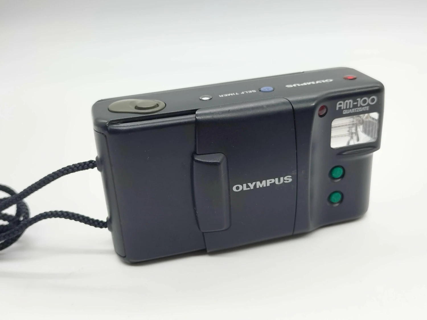 Olympus AM-100 Point-and-shoot Film Camera 3 Olympus AM-100 Point-and-shoot Film Camera