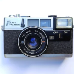 Flash Fujica Compact Film Camera With User Manual 17 Flash Fujica Compact Film Camera With User Manual -Camera Store IMG20231018163326 scaled